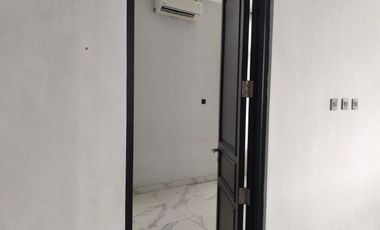 Dijual Rumah HOOK 2 Lantai Siap Huni Di Perum Griya Kencana Menganti Gresik