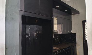 Dijual Rumah HOOK 2 Lantai Siap Huni Di Perum Griya Kencana Menganti Gresik