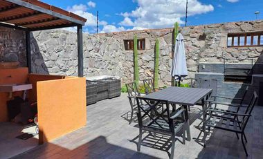 Casa amueblada con Aires acondicionados, fraccionamiento zirandaro, san miguel de allende