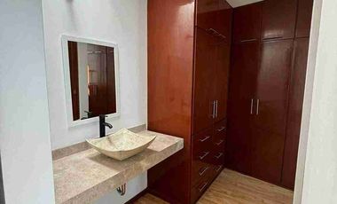 Renta de Casa Lomas de Angelopolis lll