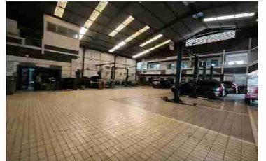 Dijual via lelang showroom toyota di Jenggolo sidoarjo