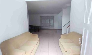 Rumah 2 lantai siap Huni di perumahan Elit Balikpapan Baru