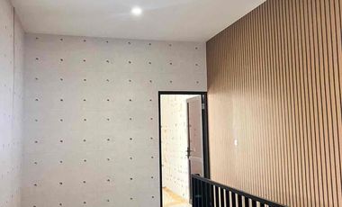 Jalan Utama! Ruko 2 Lantai Siap Huni di Harapan Jaya, Bekasi, Jawa Barat