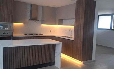 Se vende casa coto Alicate, Capital Norte, Zapopan, Jalisco.