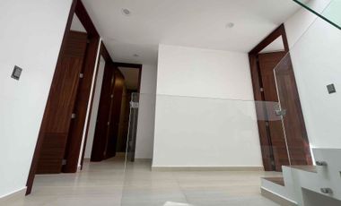 Se vende casa coto Alicate, Capital Norte, Zapopan, Jalisco.