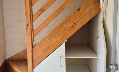 Se arrienda casa en seguro condominio familiar, La Calera