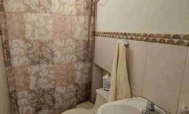 Casa esquinera de venta, La Vicentina, San Pablo. 6 hab., 4 garajes