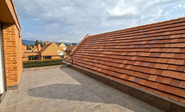 ARRIENDO EXCELENTE CASA CAJICA CUNDINAMARCA COLOMBIA.