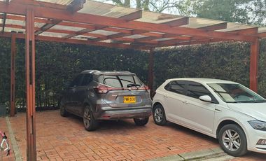 ARRIENDO EXCELENTE CASA CAJICA CUNDINAMARCA COLOMBIA.