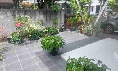 JUAL MURAH BU Rumah Semi Furnished di Kemang Pratama 2 Siap Huni
