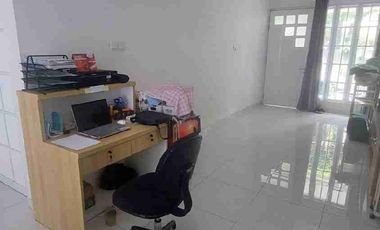 JUAL MURAH BU Rumah Semi Furnished di Kemang Pratama 2 Siap Huni