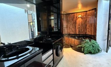 RENTA CASA EN CONDOMINIO EN BOSQUE DE LAS LOMAS