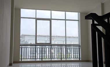Dijual dan Disewa Cepat ruko 4 lantai di golf island PIK lokasi strategis