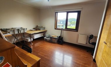 VENTA CASA LA AVENA FRENTE A PLAZA