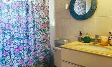 Linda Casa en venta en Condominio. Peñalolén.