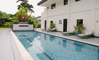 Luxury 15 Bedrooms Grand Farmhouse with Pool in Countryside Danao City