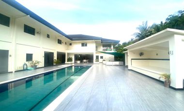 Luxury 15 Bedrooms Grand Farmhouse with Pool in Countryside Danao City