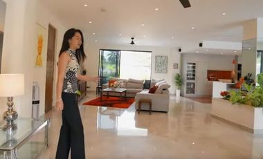 Luxury 15 Bedrooms Grand Farmhouse with Pool in Countryside Danao City