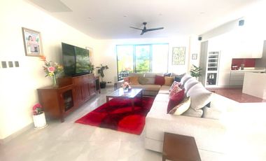 Luxury 15 Bedrooms Grand Farmhouse with Pool in Countryside Danao City