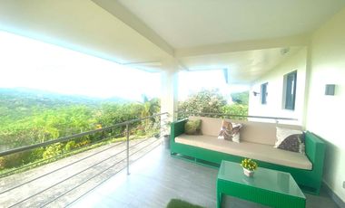 Luxury 15 Bedrooms Grand Farmhouse with Pool in Countryside Danao City