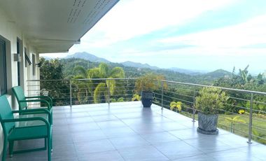 Luxury 15 Bedrooms Grand Farmhouse with Pool in Countryside Danao City