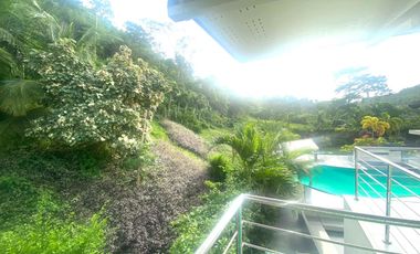 Luxury 15 Bedrooms Grand Farmhouse with Pool in Countryside Danao City