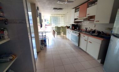 Funcional casa en Condominio muy cerca de la Plaza Cuicuilco