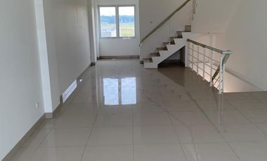 Disewa Rumah 2 Lantai di Kuningan Village PIK Ukuran 10x20