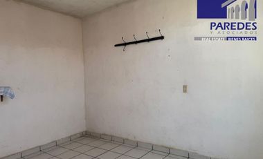 C112 Casa en venta Adjudicación Bancaria de 2 recamaras en Uruapan Michoacan