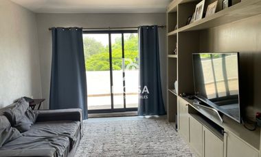 SE VENDE CASA EN CASCO VIEJO