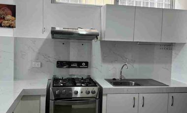 Renta de suite full amoblada, Kennedy, cercana al TUTI