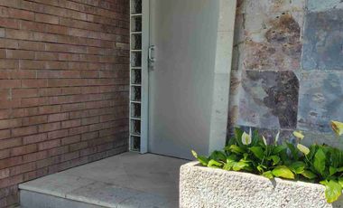 RENTA,  CASA, en condominio