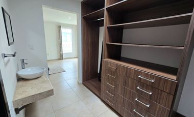 CASA EN RENTA EN RINCONADA DEL CASTAÑO, METEPEC.