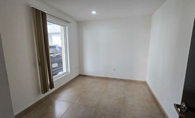 CASA EN RENTA EN RINCONADA DEL CASTAÑO, METEPEC.