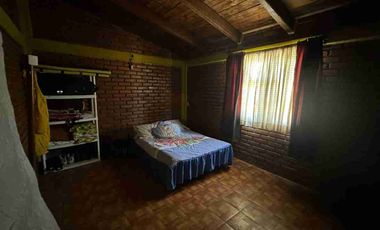 Cabaña Equipada con Gran Terreno, 3 Recámaras.