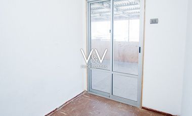 SE VENDE HERMOSA CASA EN SECTOR SUR DE LA CIUDAD.