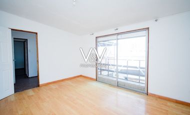 SE VENDE HERMOSA CASA EN SECTOR SUR DE LA CIUDAD.