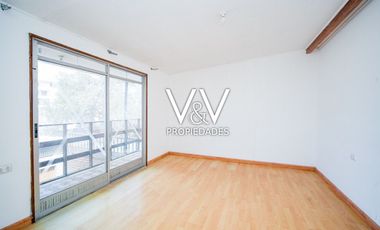 SE VENDE HERMOSA CASA EN SECTOR SUR DE LA CIUDAD.