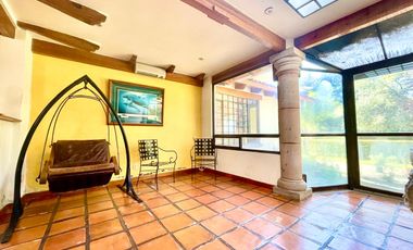 CASA EN VENTA EN CHIMALIAPAN, OCOYOACAN - AMPLIO TERRENO