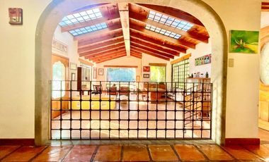 CASA EN VENTA EN CHIMALIAPAN, OCOYOACAN - AMPLIO TERRENO