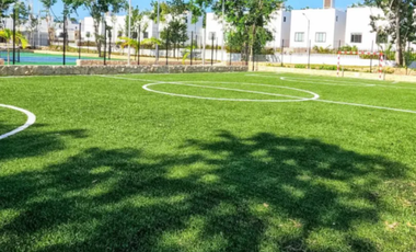 HERMOSA CASA CON ALBERCA Y SEGURIDAD 24/7