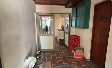 SE ARRIENDA CON PATENTE DE ALCOHOL EN LA GRANJA