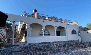 Casa con alma en venta en Tepeguaje, Tuxcueca cerca de Chapala y Mazamitla.