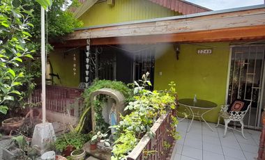 GRAN CASA, SECTOR TRANQUILO, 4 DORMITORIOS, 2 BAÑOS, ENTRADA 3 VEHICULOS