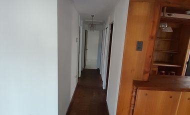 GRAN CASA, SECTOR TRANQUILO, 4 DORMITORIOS, 2 BAÑOS, ENTRADA 3 VEHICULOS