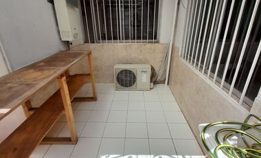 GRAN CASA, SECTOR TRANQUILO, 4 DORMITORIOS, 2 BAÑOS, ENTRADA 3 VEHICULOS