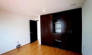 CASA EN RENTA EN VILLAS DEL CASTALO 1, METEPEC.