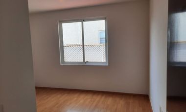 CASA EN RENTA EN VILLAS DEL CASTALO 1, METEPEC.