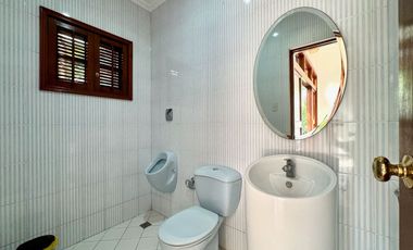 DASMARIÑAS VILLAGE 4 BEDROOM HOUSE AND LOT FOR SALE