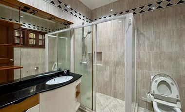 DASMARIÑAS VILLAGE 4 BEDROOM HOUSE AND LOT FOR SALE